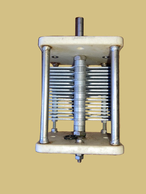 150pf 4KV, Variable Air Capacitor, Jackson Brothers, 5720/6,  HM21, TX5