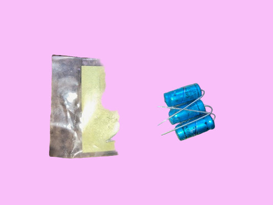 Radiospares, RS, 101-597, Philips axial electrolytic capacitors, 100uF @ 25V,  PACK OF 3x