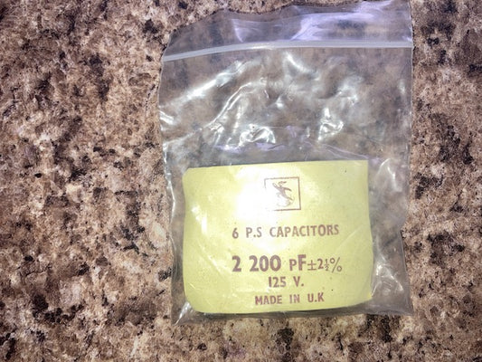 Radiospares, RS, Suflex, Polystyrene capacitors, 2200pF @ 125V,  PACK OF 6x 