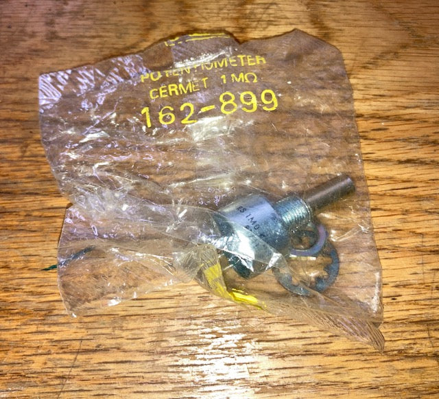 TE Connectivity, 1MΩ Rotary Potentiometer,  Panel Mount, 404802692042, RS 162-899, NOS