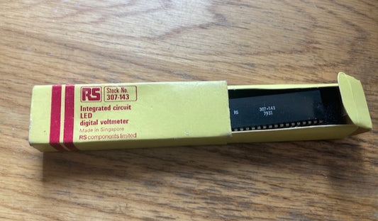 LED Digital Voltmeter  IC, RS 307-243