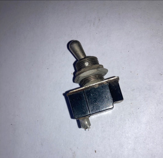 OAK NSF CH  SPST PEAR HEAD  SWITCH, EX EQUIPT