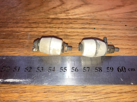 RAYMART, FEED THROUGH ,LEAD THROUGH , CERAMIC INSULATOR, 16mm DIA, 19mm LENGTH, ANTENNA EARTH, qty 2x
