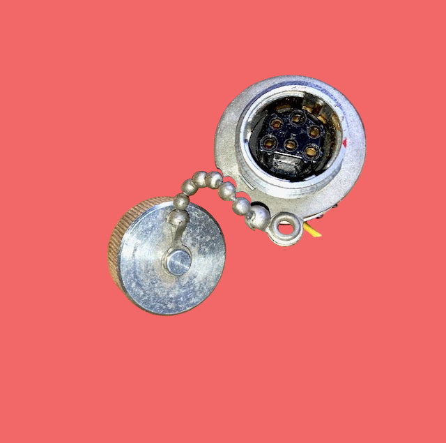 Pattern 104,  Plessey, Mk 4, FIXED, 6 way SOCKET, 6 Female Pins, Larkspur, Clansman, Power Socket, With End Cap, EX EQUIPT