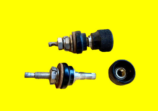 BELLING LEE, BINDING POSTS, L1361, BLACK, NON CAPTIVE HEAD, 2BA NUT, 17.5mm HEAD, 25mm STEM WITH SOLDER BUCKET, NOS