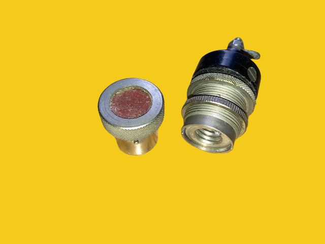 AMERICAN SEVICES, NICKEL BEZEL,  RED LENS, 19mm DIA  CAST LONG BODY,SIGNAL LAMP, EX EQUIPT