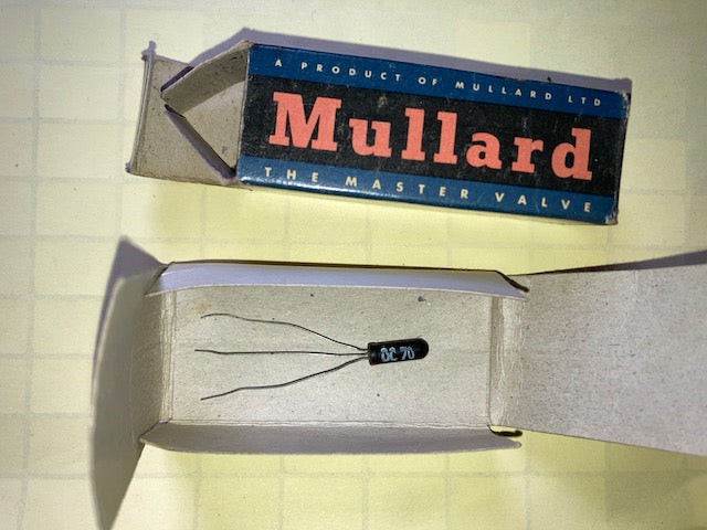 OC70, CV5457, MULLARD, BLACK GLASS, GERMANIUM TRANSISTOR, BOXED