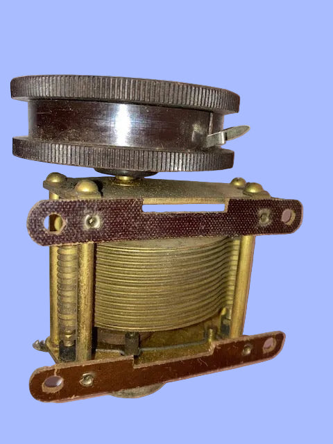 BRANDES, BRASS, VARIABLE CONDENSER, .0005 MMFD, VARIABLE CAPACITOR, C/W BROWN BAKELITE DRUM TUNING KNOB, 1927