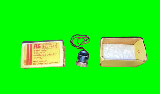 RS, RADIOSPARES, EDGE MOUNT, BATTERY CONDITION METER, TREND METER, 14 mm SQUARE,  NOS, 1MA FSD,  345R, 258-833