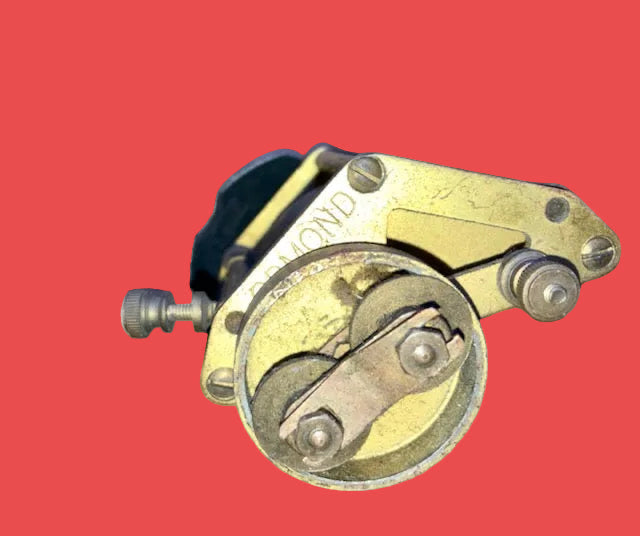 Ormond, Brass Variable Condenser, c/w Slow Motion Drive and Bakelite Knob Set - Broken Vernier as shown, 0.0005uuF, 1927 