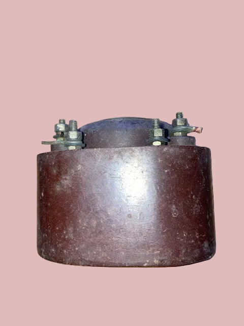 BRITISH THOMSON- HOUSTON, BTH, B4 VALVE BASE, BROWN BAKELITE WITH TWIN GRID LEAK RESISTOR AND DUBILIER MICA CAPACITOR, 1927