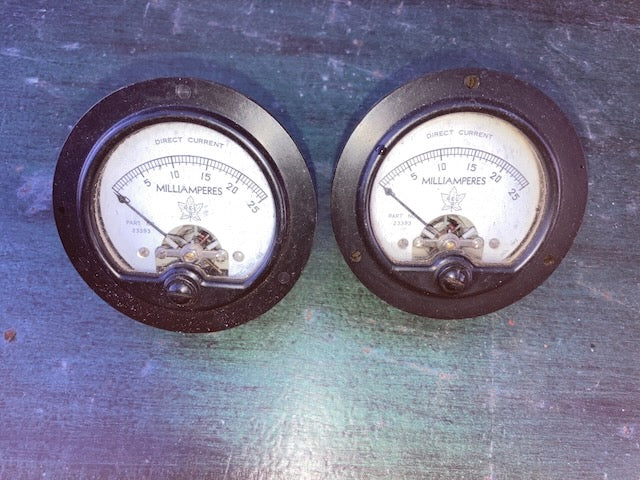 2.25ins dia.,  2.0 ins mounting aperture, Moving Coil Meter, REL Scaled 0-25 DC mA, Part No 23393