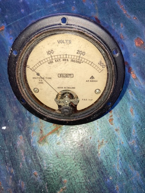 Elliott, Moving coil meter, 81mm Dia, Scaled 0-300V, 1953 Dated, FSD = 1mA 