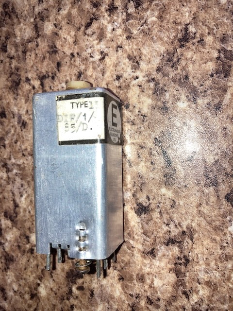 ELECTRONIQUES FELIXTOWE,, IF TRANSFORMER, IFT, TYPE 11, DIF/1/85D NOS