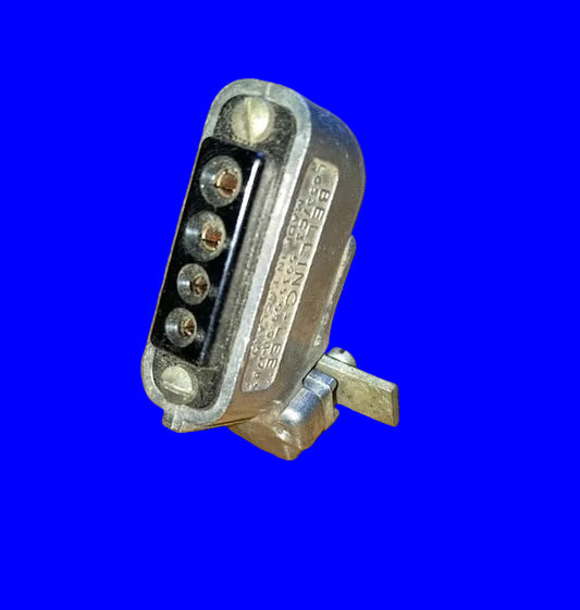 BELLING LEE, UNITOR,  L653, L653/S CABLE MOUNT,  4 WAY SOCKET, AIR MINISTRY, PYE , FEMALE PIN, MALE RECEPTACLE, EX EQUIPT