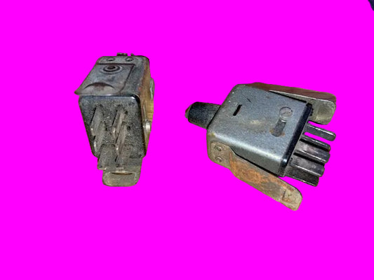 MINIATURE JONES PLUG, 6 STAGGERED PIN MALE, FOR, PYE COMMS,  