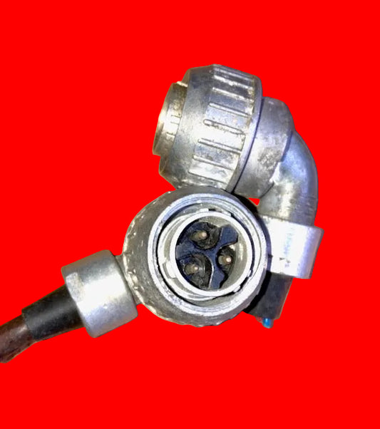 Pattern 104,  Plessey, Mk 4, Aluminium Small Free Plug, Rt Angle, Cable Mount, 15mm fitting, 3 way Male pins,  Aluminium Mk IV,  Larkspur, Power Plug, Ex Equipt 