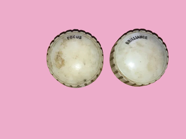 2X RIBBED, WHITE KNOB, MARKED FOCUS, BRILLIANCE, 40mm DIA., 17mm DEPTH,