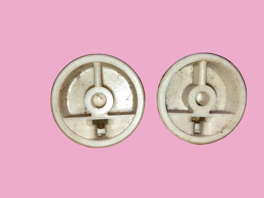 2X RIBBED, WHITE KNOB, MARKED FOCUS, BRILLIANCE, 40mm DIA., 17mm DEPTH,