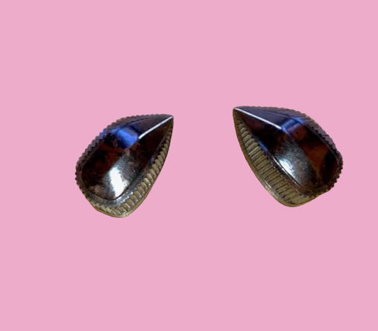 2X, PAIR, BEAKED KNOB, MARBLED BROIWN BAKELITE
