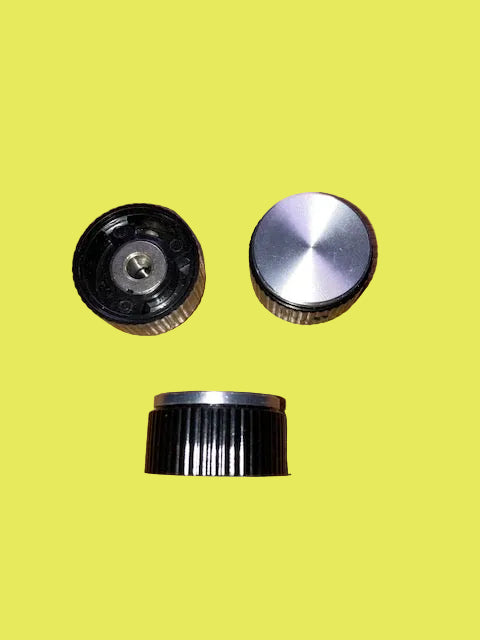 BLACK, MILLED EDGE, CHROME PANELLED KNOB,  32mm DIA.,  17mm HEIGHT, 6mm SHAFT