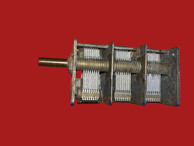 325 + 325 + 325 pF, 3 Section, Air Dielectric Variable Capacitor, Tuning Gang, Ex Equipt