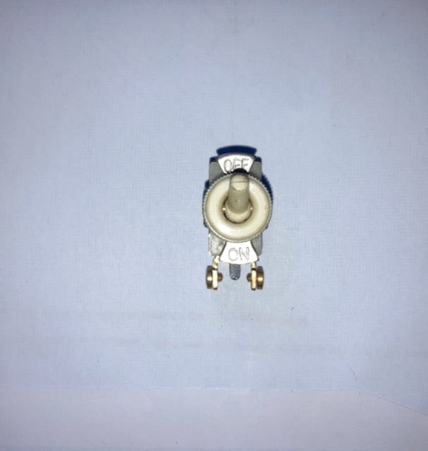 SPST SWITCH, WHITE TOGGLE, SCREW CONNECTIONS, C/W ON OFF SWITCH PLATE, WG BRAND