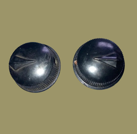ORMOND STYLE, CONICAL, MILLED EDGE KNOBS, KITE CURSOR,  BLACK,  6mm SHAFT,  15mm HEIGHT, 33mm DIA.