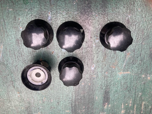 BLACK BAKELITE, ALUMINIUM SKIRTED KNOB, AVO STYLE, , &nbsp;6mm SHAFT, &nbsp;23mm HEIGHT, 33mm DIA.