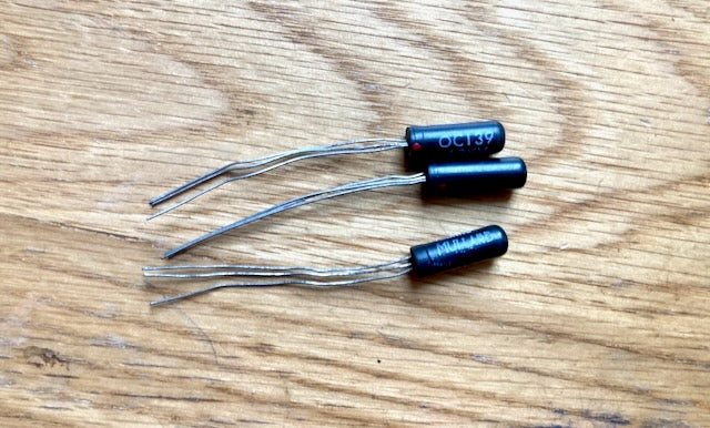 OC139, Mullard Germanium Transistor, SO-2, Glass, Holland Manufacture,  NOS, 