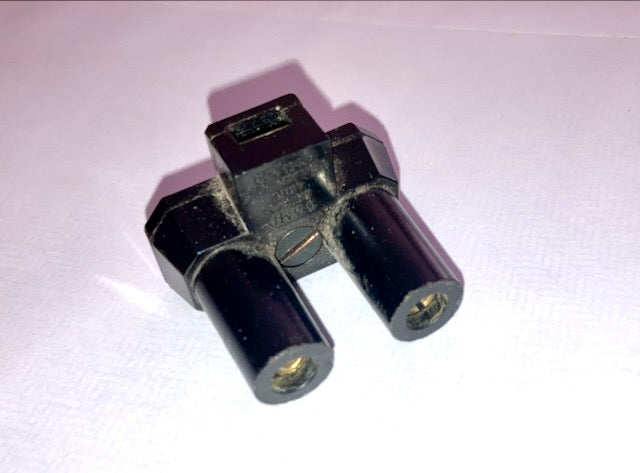 FEMALE, FREE,  2PIN MAINS CONNECTOR, CABLE MOUNT, BELLING LEE, SPECIFICALLY FOR BUSH DAC90, DAC90A RECEIVER