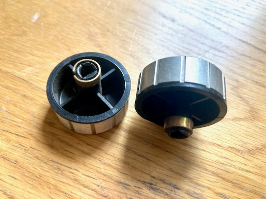 BLACK, CHROME EDGED, KNOB, THOUGHT TO BE CAR RADIO, MAYBE RADIOMOBILE,   PEAKED,  , 6mm D SHAFT,  14mm HEIGHT, 35mm DIA. 