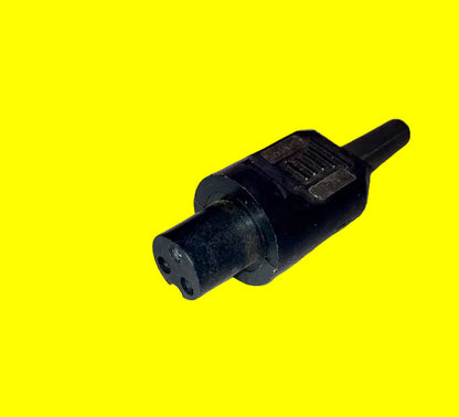 7.3mm DIA, MINIATURE RADIOSPARES, RS, BULGIN 3 PIN PLUG &nbsp;AS USED ON QUAD 303 33 AMPLIFIERS &amp; RACAL RA1772