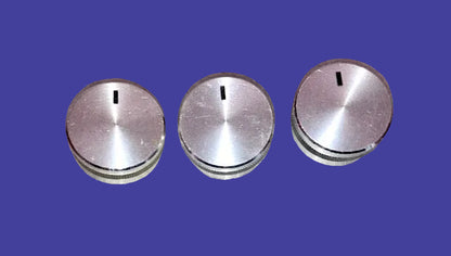 3x, CHROMED AND BLACK PLASTIC KNOBS, POSSIBLE AMPLIFIER OR CAR RADIO, 6mm SHAFT, 13mm HEIGHT, 29mm DIA.