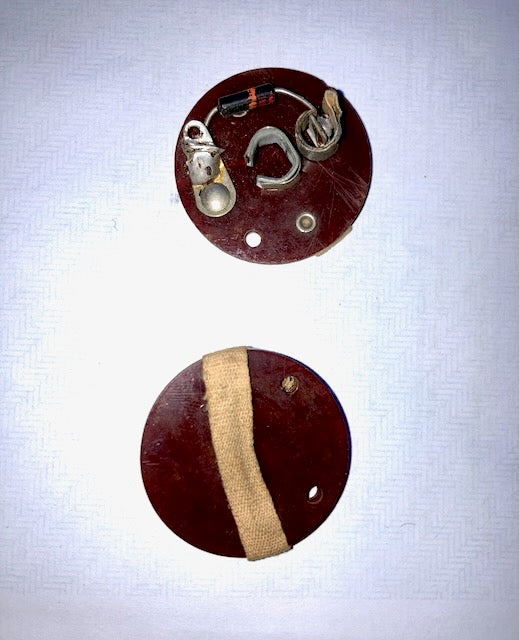 WS No.19, WS19, 19 SET, PAXOLIN BUTTON TOP CAP