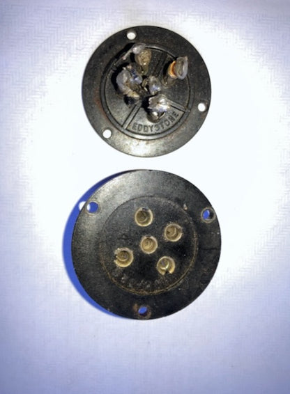 B5, 5 PIN, AIR MINISTRY, EDDYSTONE, VALVE BASE,  10H/325, CODE ETRIX,  CAT NO. 954,, BLACK MICANOL , EX EQUIPT