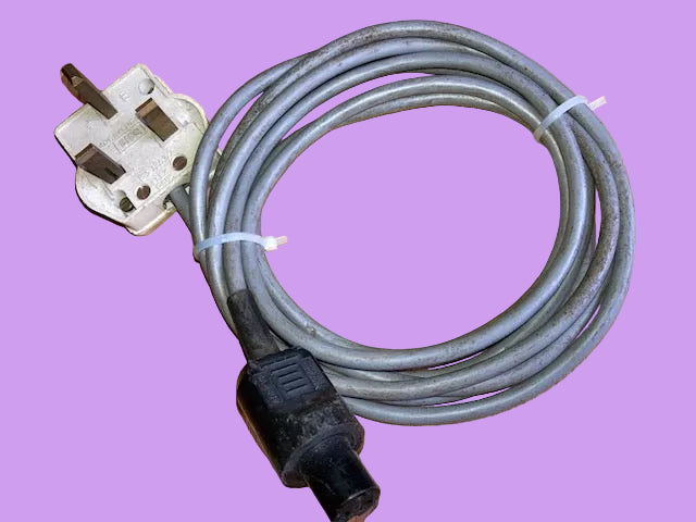 MAINS POWER LEAD, APPROX 3M, TERMINATED WITH 7.3mm DIA, MINIATURE RADIOSPARES, RS, BULGIN 3 PIN PLUG  AS USED ON QUAD 303 33 AMPLIFIERS & RACAL RA1772