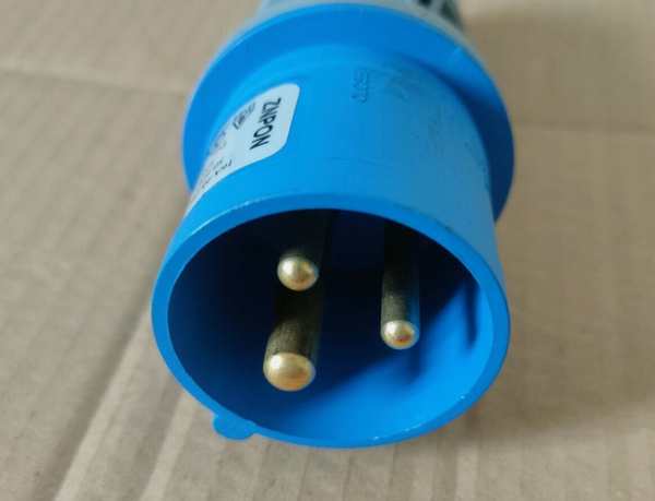 240V 16A, 3 Pin Industrial Plug & Socket, for Site Work, Splash Proof, IP44, Znpon P12342, NOS