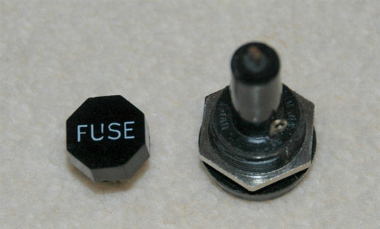 QUAD II, MONOBLOCK KT66 VALVE AMPLIFIER OCTAGONAL BULGIN FUSE HOLDER