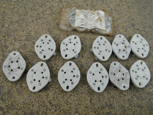 UX5,  5 PIN, VALVE BASE, CERAMIC, TBS-7, GENERAL ELECTRIC, US NAVY NOS