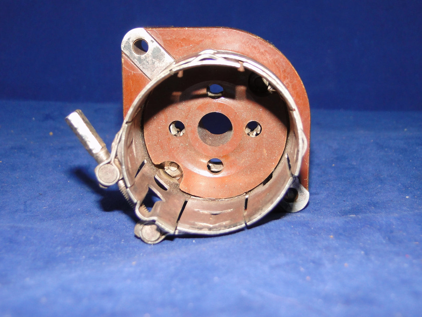 BIG 4 PIN JUMBO CERAMIC VALVE BASES BY AEI, THOUGHT TO BE U-541 FOR 211 OR 845 TUBES