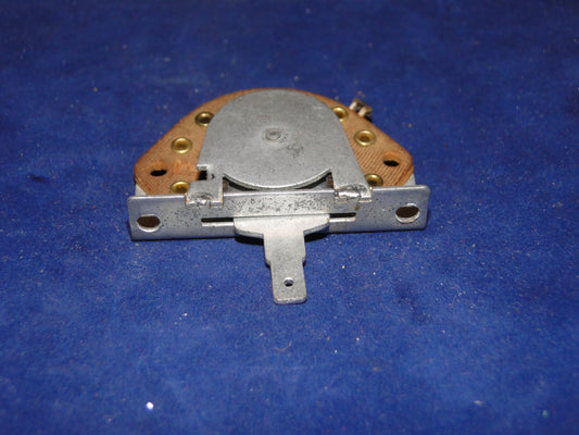 SLIDE SWITCH, SIMILAR TO R1155 DF SWITCH  LH SWING, WITH KNOB