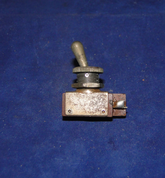 BULGIN, SPST, PEAR DOLLY, SWITCH, S259PD, EX EQUIPT
