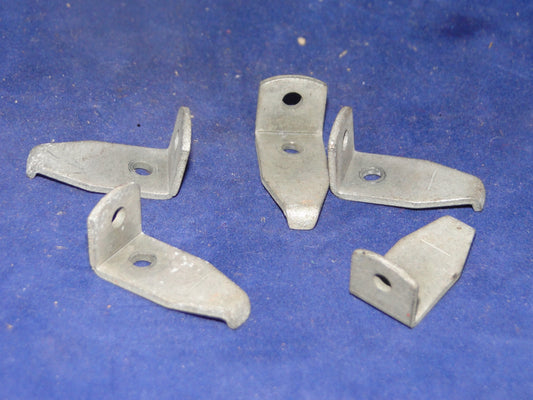 JONES PLUG FOR R1155 T1154  CHASSIS MOUNT SCREW CLIPS, REAR FACE CINCH