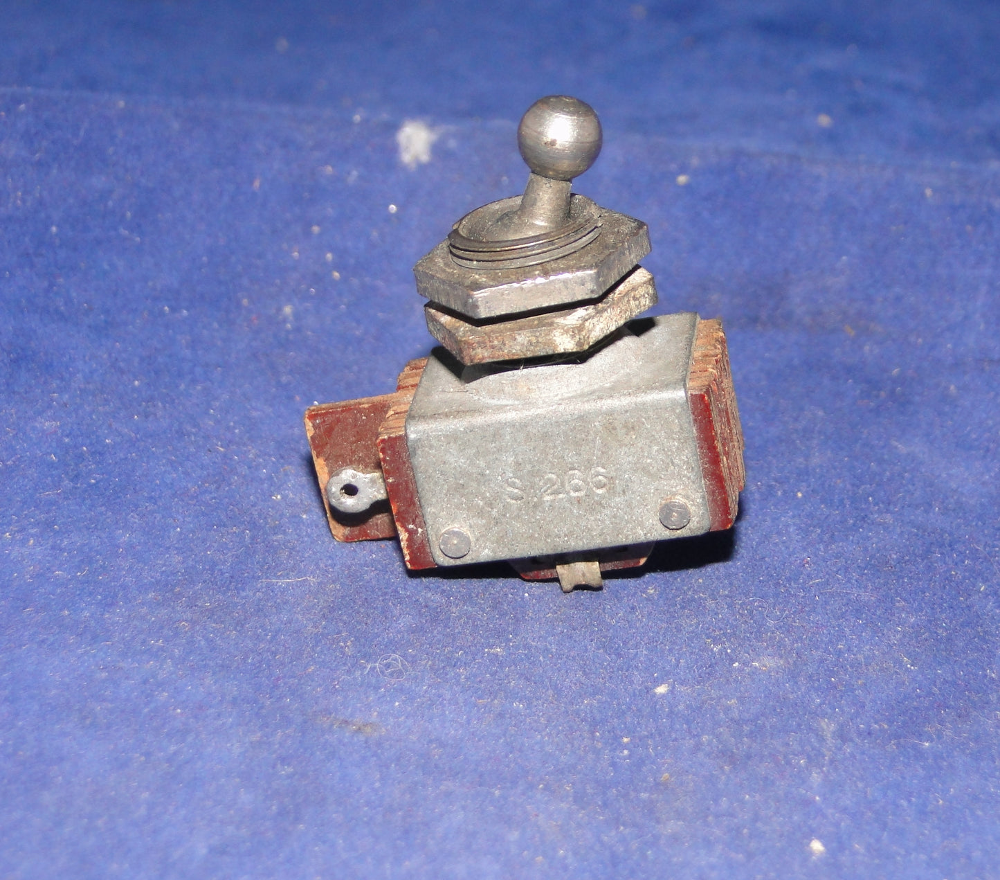 BULGIN ,S266, SPST, BALL DOLLY,  SWITCH  EX EQUIPT