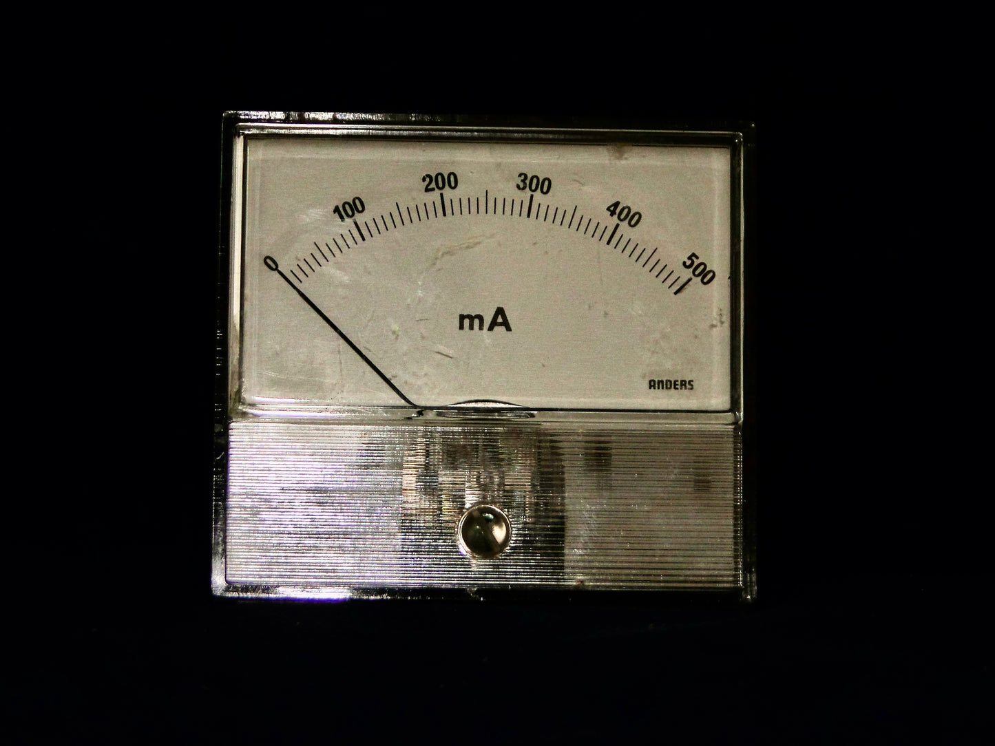 ANDERS, APPROX 85 X 77mm SIZE, 0 - 500mA DC, Moving Coil Meter