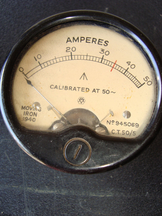 MOVING IRON METER AMPS HF 0 -50A EX MIL - MULLARD MAGIC - 1