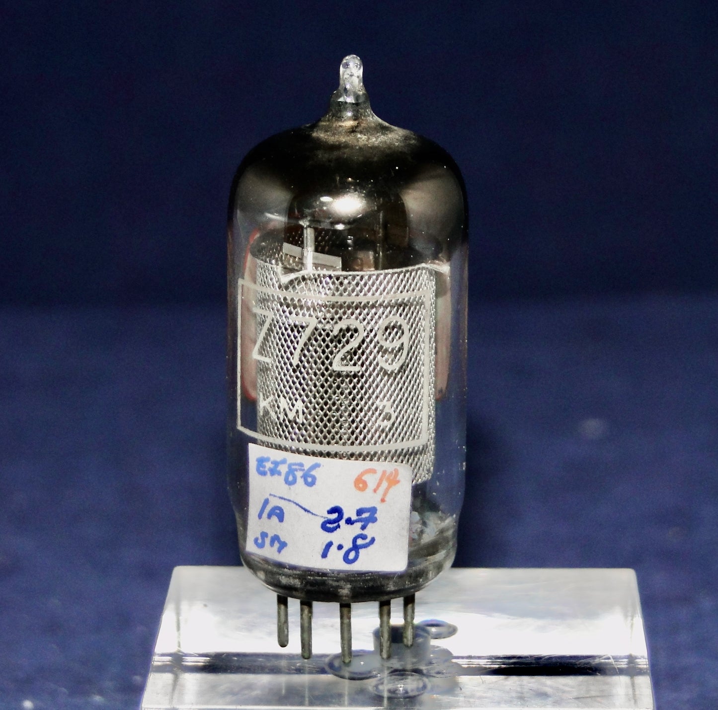 Z729, GEC MARCONI, EF86, MULLARD, PIN MESH SCREEN, HAMMERSMITH DECEMBER 1954 MANUFACTURE
