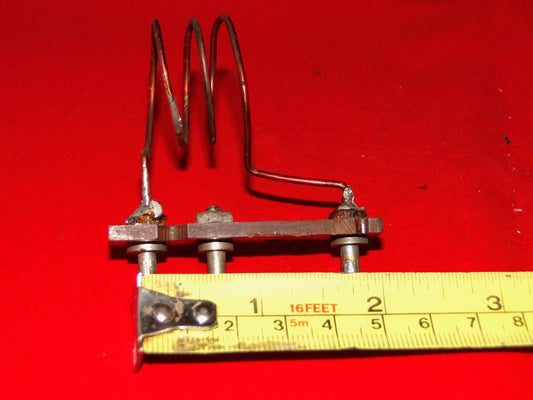 WW2, AIR MINISTRY, PAXOLIN, PLUG IN, COIL ,  APROX 45mm CENTRE - CENTRE, OUTER PLUGS