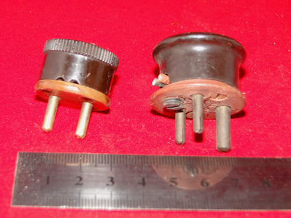 1930'S, TURNER, BAKELITE & BRASS, ROUND PIN, THREE PIN & TWO PIN PLUGS, X2